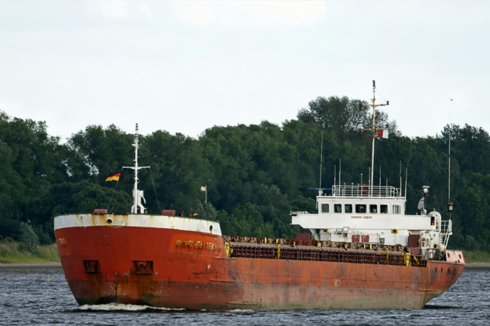 Капітану російського судна повідомили про підозру через крадіжку українського зерна