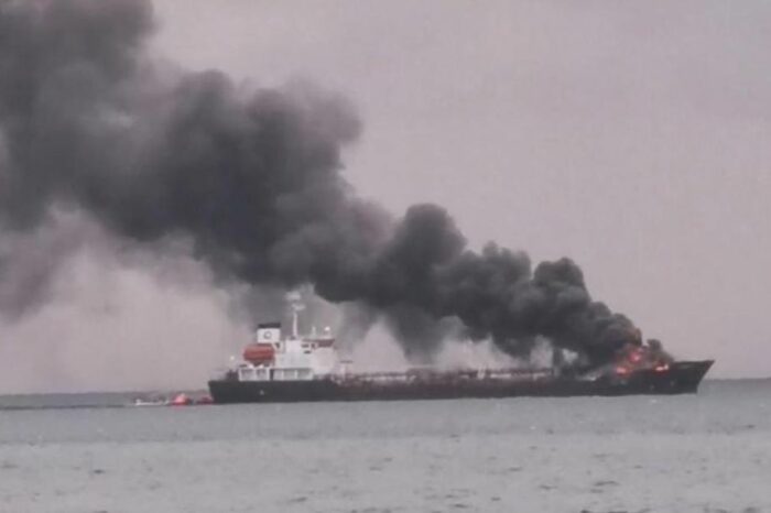 У водах Індонезії загорівся танкер: є зниклі безвісти