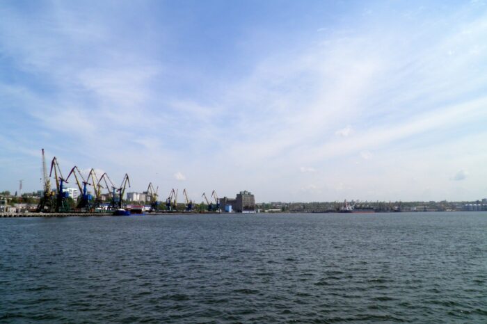 Україна може вдвічі збільшити експорт зерна у разі деблокади портів Миколаєва