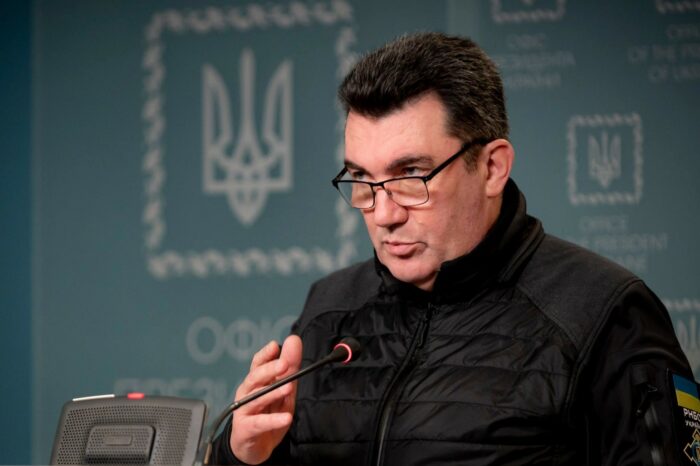 Рішення про експорт аміаку з рф має відповідати інтересам України — Данілов 