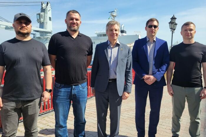 Посол Бельгії прибув до Одеського порту для обговорення Зернової угоди 