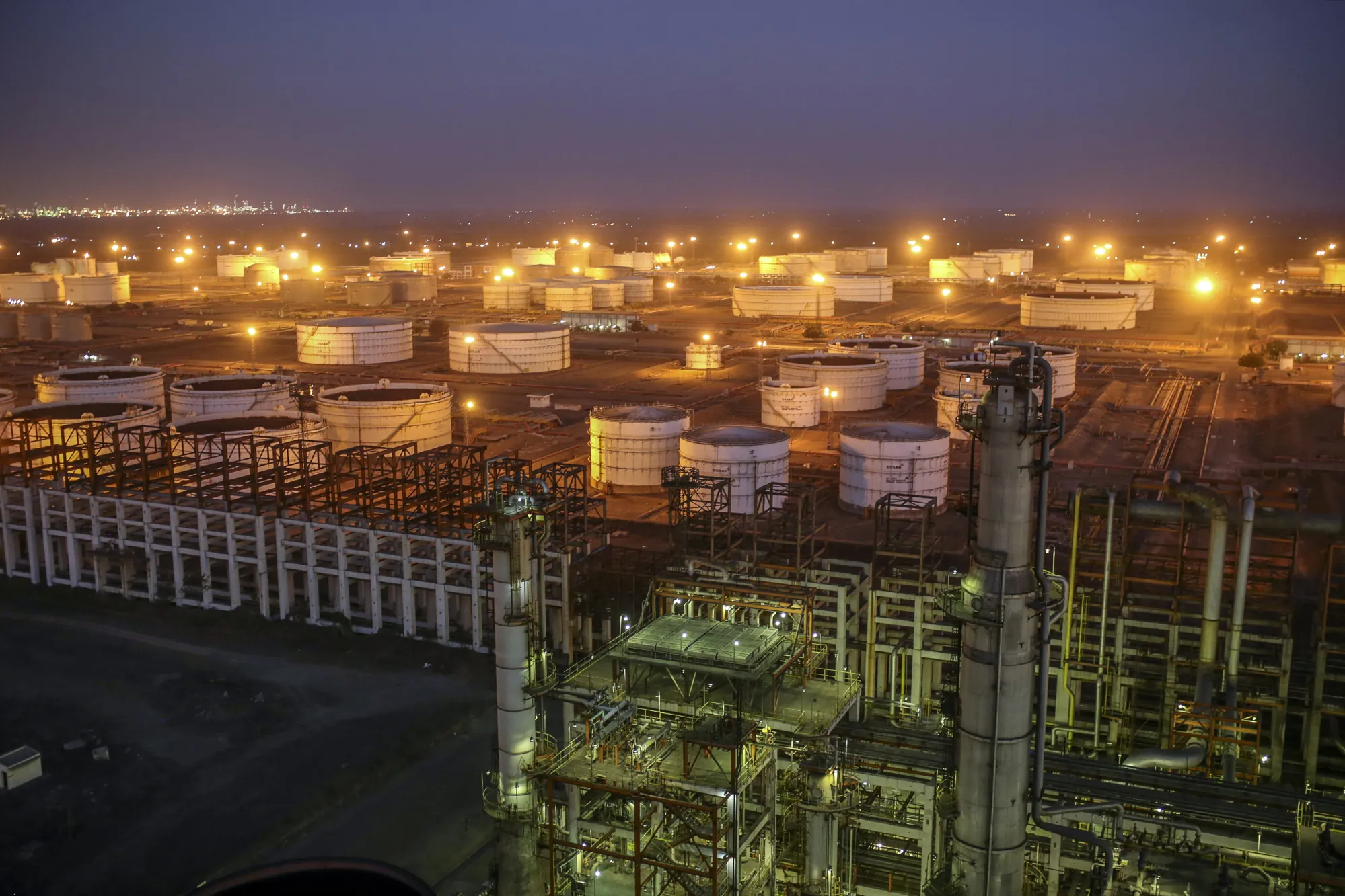 Russia Turns to Indian Refineries to Plug Domestic Fuel Shortages